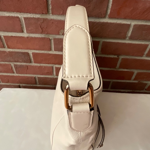 NWT Michael Kors Evie Light Cream Leather Hobo Shoulder Bag NEW - Picture 15 of 16